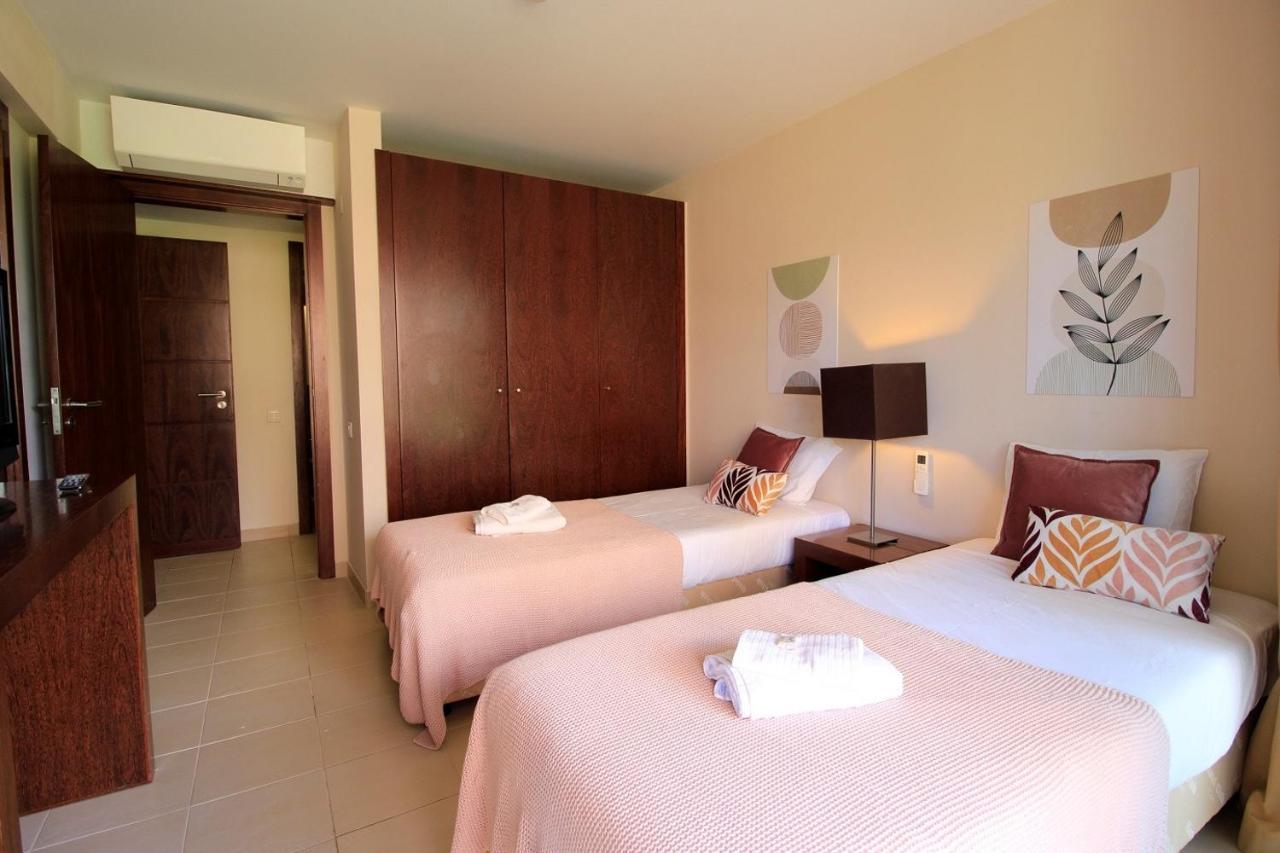 Albufeira Salgados Premium 1 With Pool By Homing *